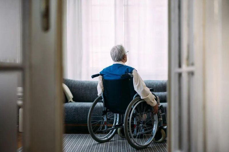 代际资助中的心理博弈:为何无私付出常被误读为吝啬? 情感心理