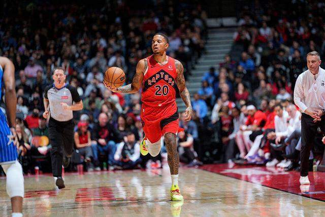 当命运轻轻一拨：那个曾让杜兰特惊叹的少年，后来怎么样了？