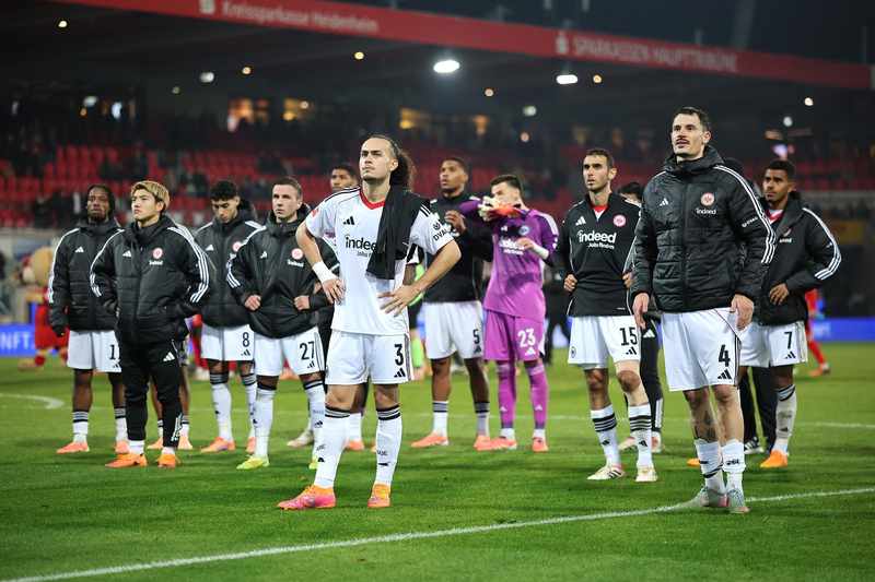 战术重构与租借红利：法兰克福冬窗引援的技术价值解析 体育新闻