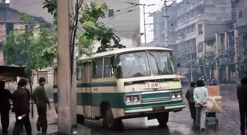  技术视角下的山城蜕变：1983—2023年重庆城市发展深度解析 文化旅游