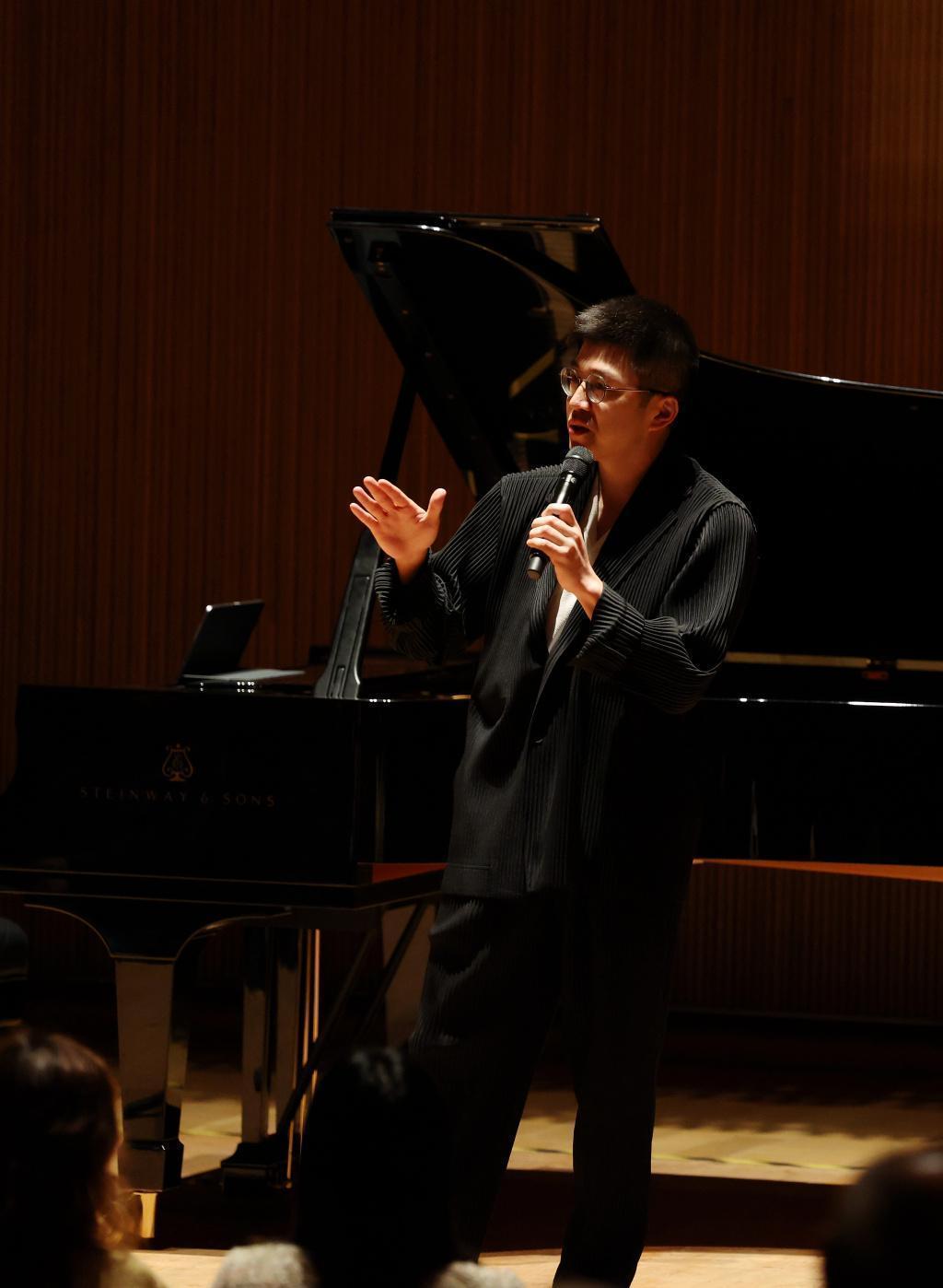  梁皓一《霓虹壁画》技术解码：如何用音符绘制一座城市的速度与光影 影视小说